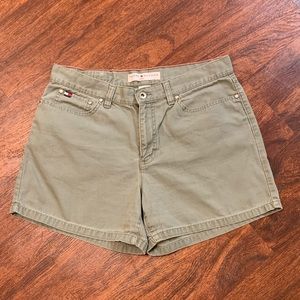 Tommy Hilfiger army green shorts